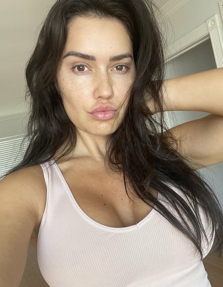 cjdoingthingz pretty model photos