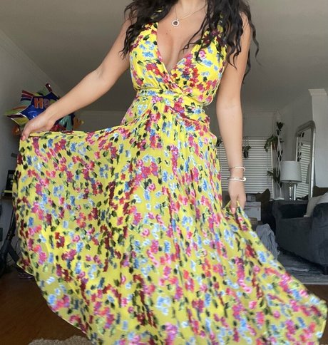 cjdoingthingz star erotic photos