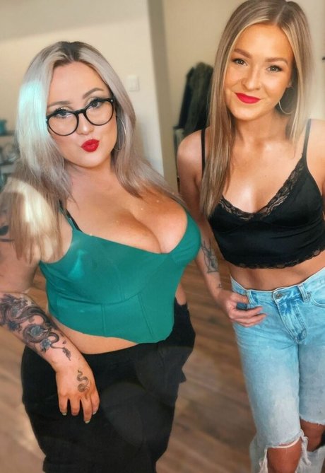 Lilly Alcorn pornstar exclusive pics