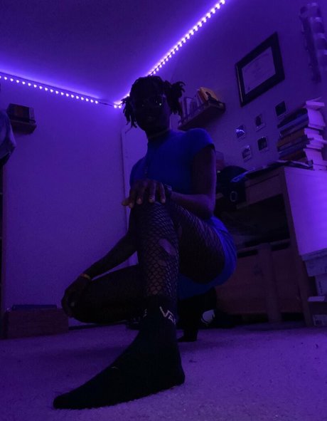 dreamofdevyn nude pornstar images