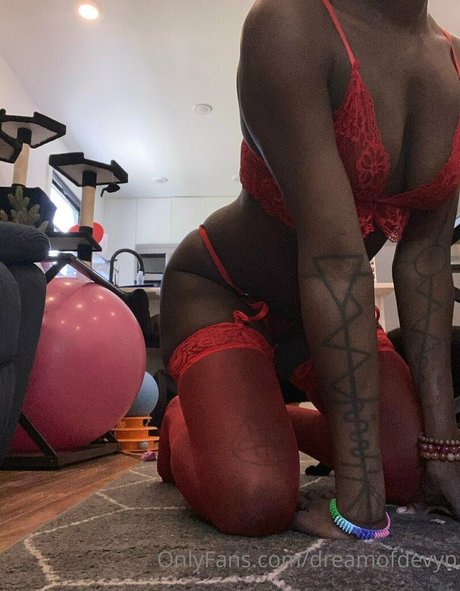 dreamofdevyn beautiful actress images