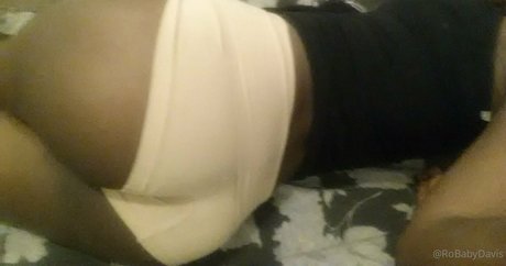 robaby model beautiful pictures