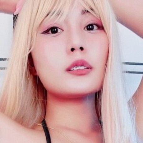 Mika Daime sex model pictures