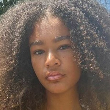 juliaalovesyou model top pics