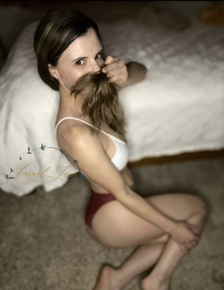 casual lies model perfect image