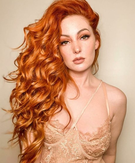 Nicole Simone nudes star images