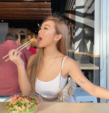 sandydianabang model nudes pictures