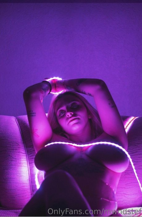 Stef Mwndstef pornographic star picture