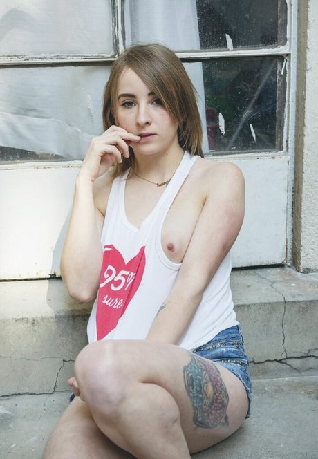 Aranza Cesarii perfect pornstar images