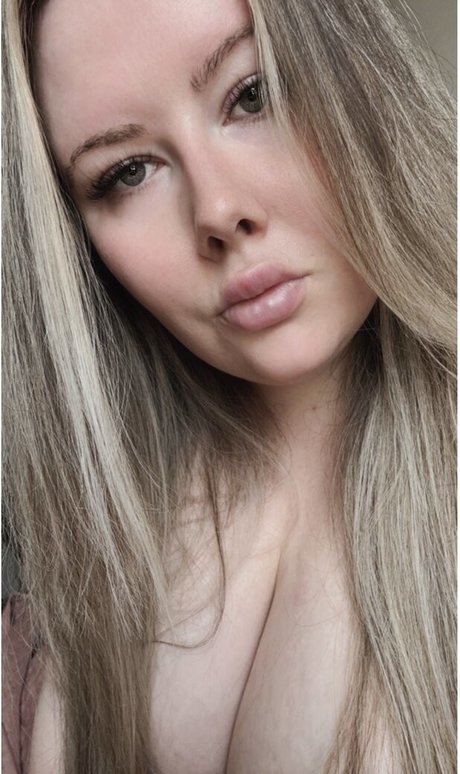 Traycee nudes actress archive