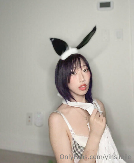 yinsdere xxx actress photo