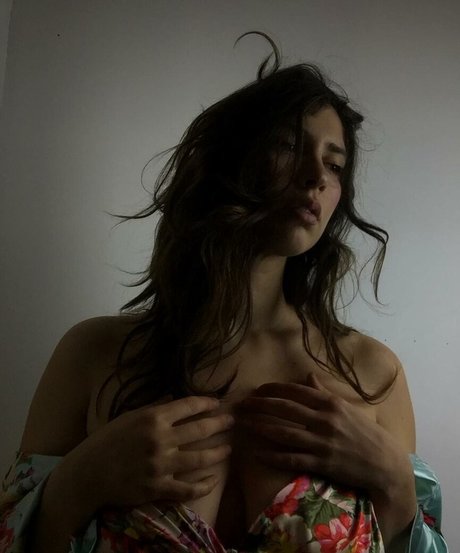 scientwehst nudes star photos