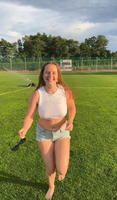 Kaja Mood star pretty image