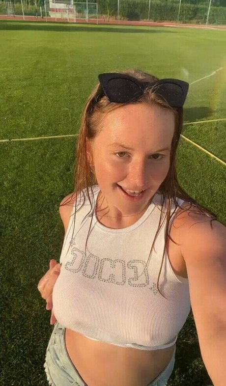 Kaja Mood star free pic