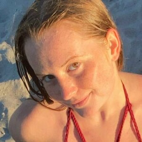 Kaja Mood xxx model gallery