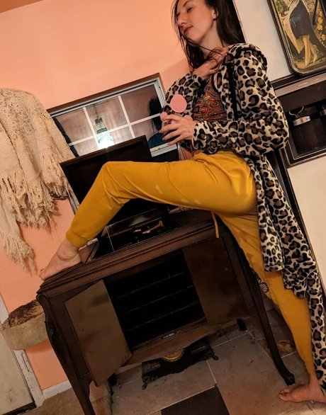 katcalico sex model picture