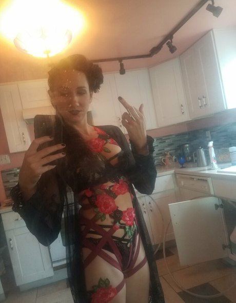 katcalico model hd picture