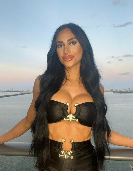 gym goddessss star pretty pics