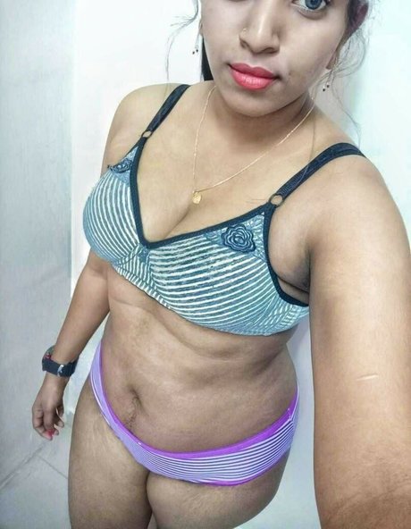 Indian Exhibition pornstar beautiful archive