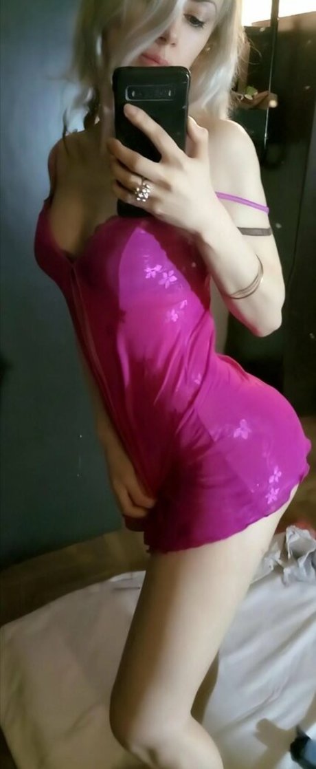 Kitana98 pornstar adult photo