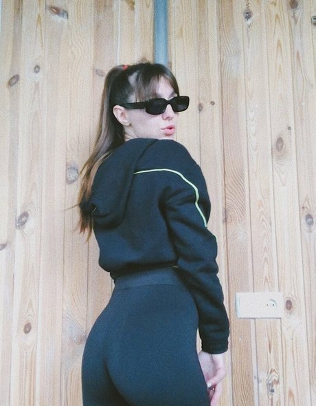 krisstile star naked pictures