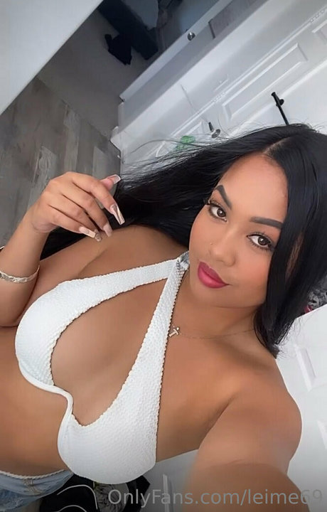 leime69 porn model image