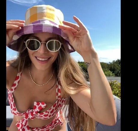 Manon Lagreve pornstar exclusive images