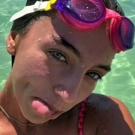 Ellie Rae Dobleske pornstar nude gallery