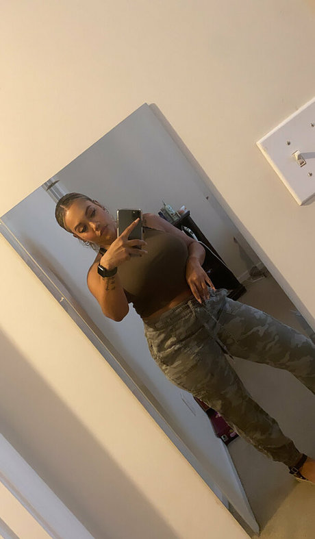 nickole1022 pornstar naked image