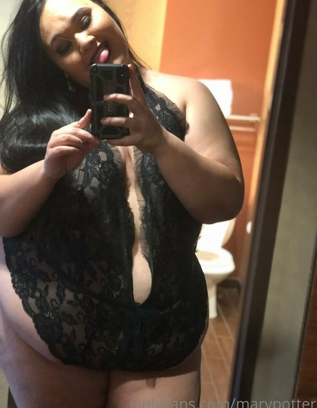 makanamoon star adult pics