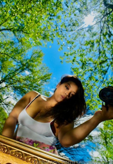 senpaipalace free actress pics