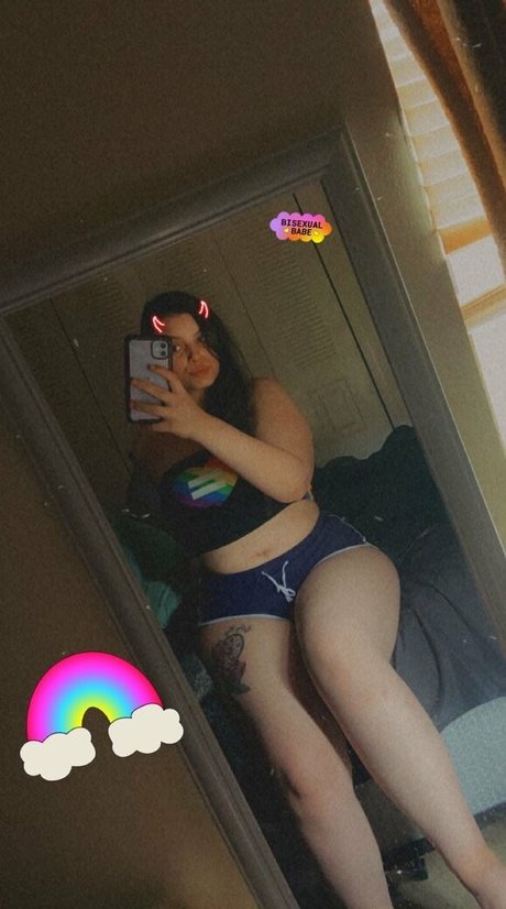 realginawaters pretty star image