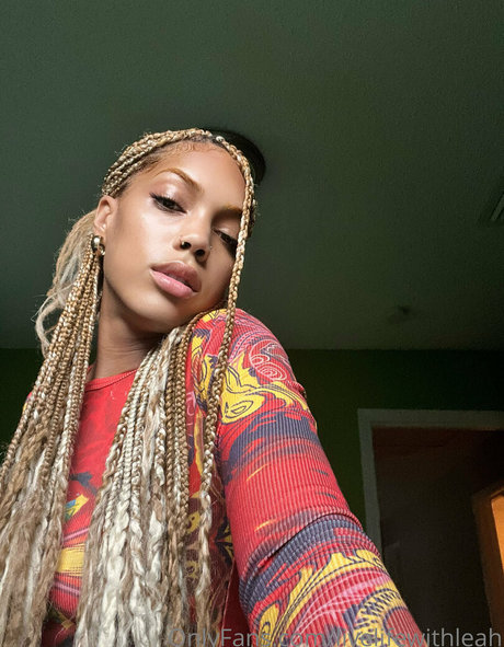 leahsade free model galleries