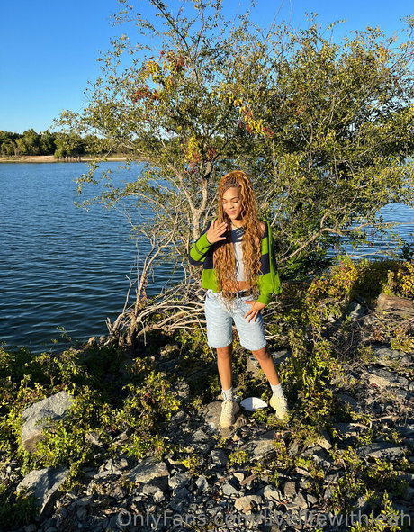 leahsade pornstar best images