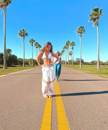 Ellie Dobleske pornstar nude galleries