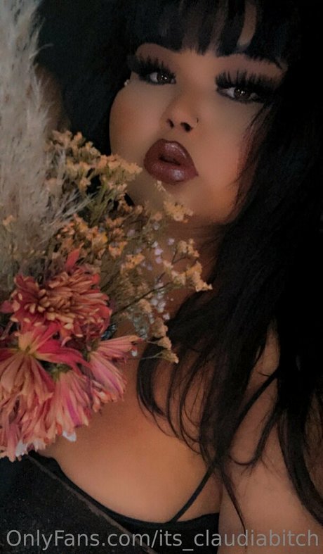 its claudiabitch nude pornstar pics