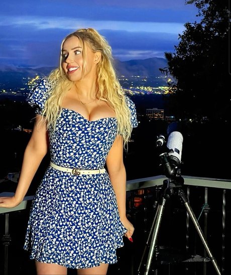 Violet Benson pornstar nice photo