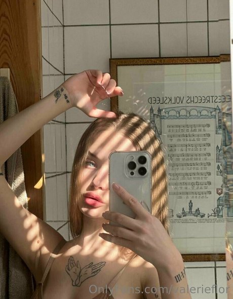 valerieflor Profile pic