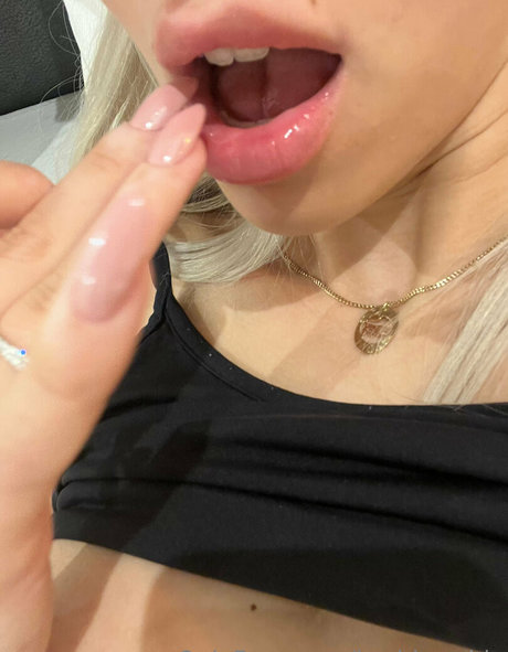 barbies side xxx star pic