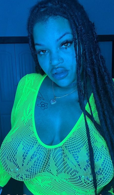 creamislifefree model porn pics