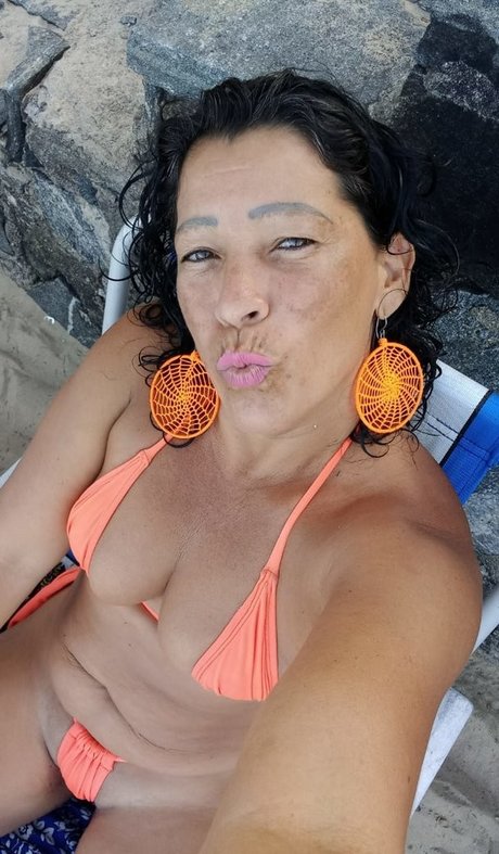 Maluquinha Dinha model free photos