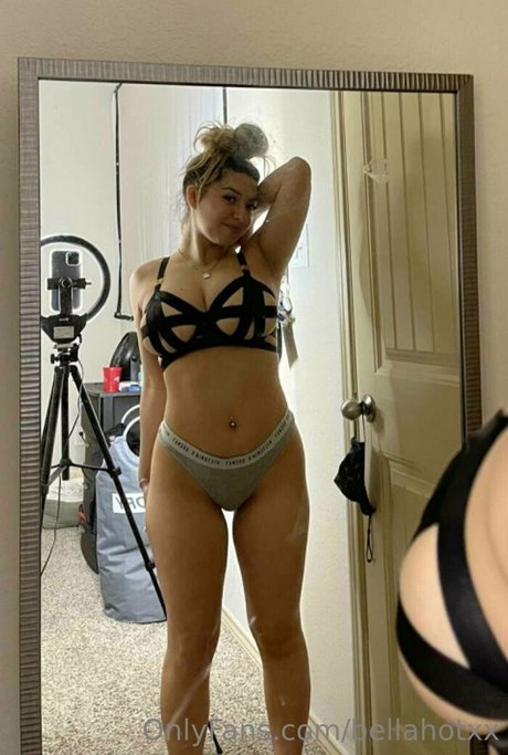bellahotxx xxx star gallery