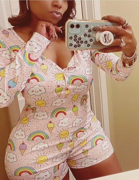 DejaBooty1 exclusive model image