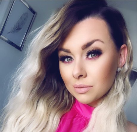 Lauren H pornstar pretty picture