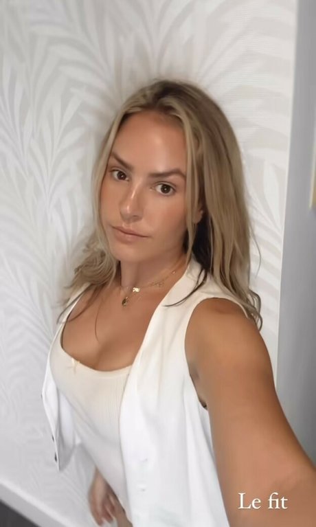 Mari Juliette naked star picture