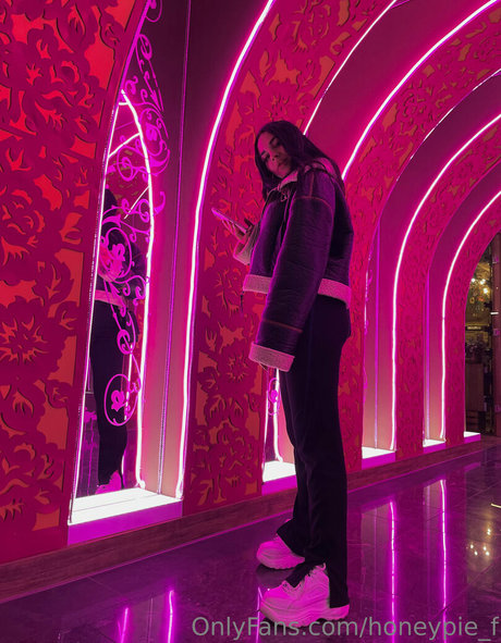 honeypie f top actress photo