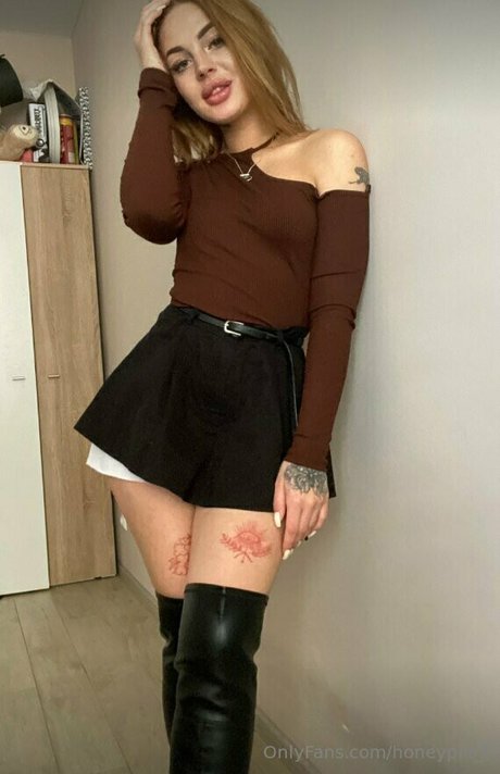 honeypie f porn star pics