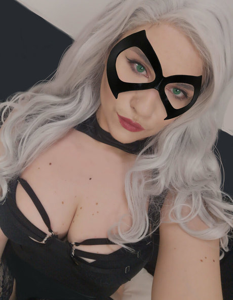 shyraclode star hot images