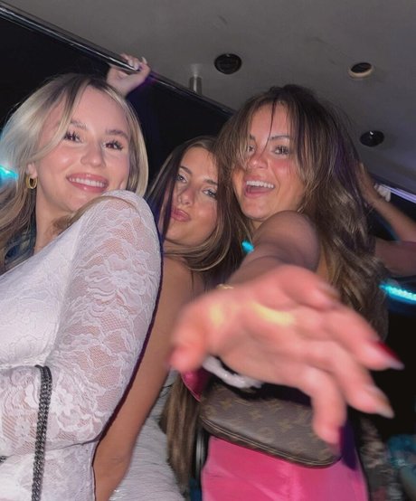 Sara Bella Harris pornstar nudes galleries