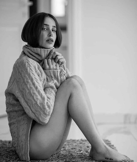 Emuna Zuzut actress photo